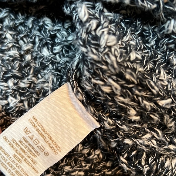 Free People Sweater - Picture 4 of 10
